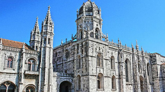Visite museus e palácios de Portugal sem sair de casa