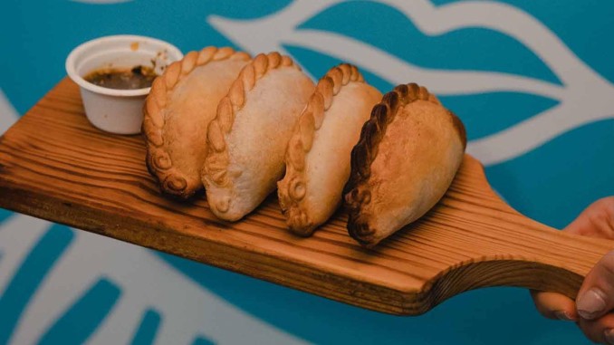 Empanadas do Maxi, os sabores argentinos encontraram casa no bairro